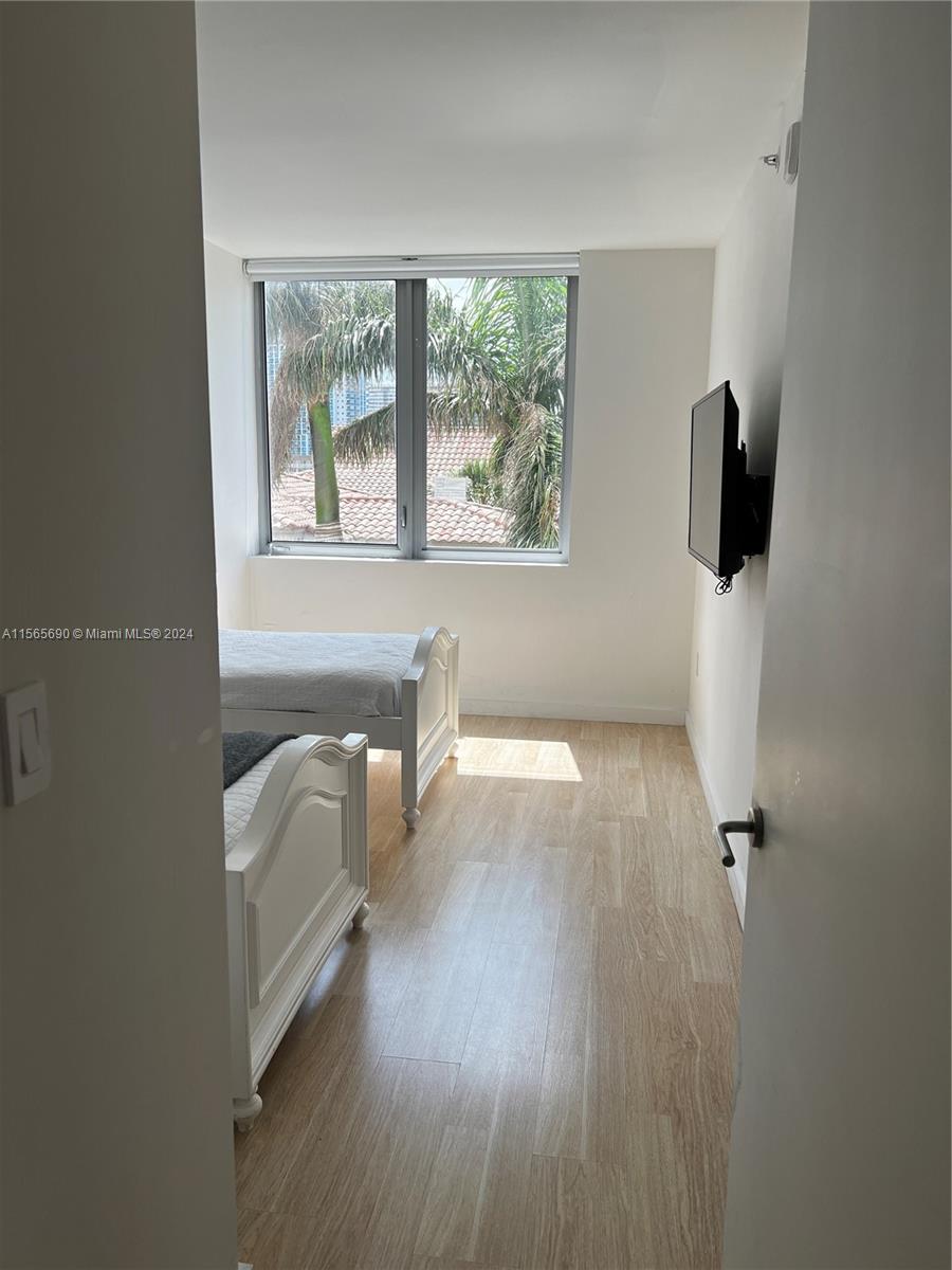 2600 E Hallandale Beach Blvd T401, Hallandale Beach, Florida 33009, 3 Bedrooms Bedrooms, ,3 BathroomsBathrooms,Residential,For Sale,2600 E Hallandale Beach Blvd T401,A11565690