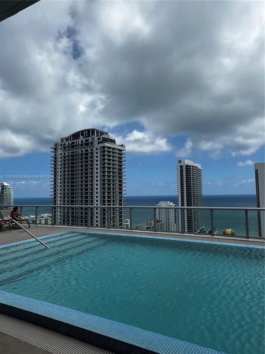 2600 E Hallandale Beach Blvd T401, Hallandale Beach, Florida 33009, 3 Bedrooms Bedrooms, ,3 BathroomsBathrooms,Residential,For Sale,2600 E Hallandale Beach Blvd T401,A11565690