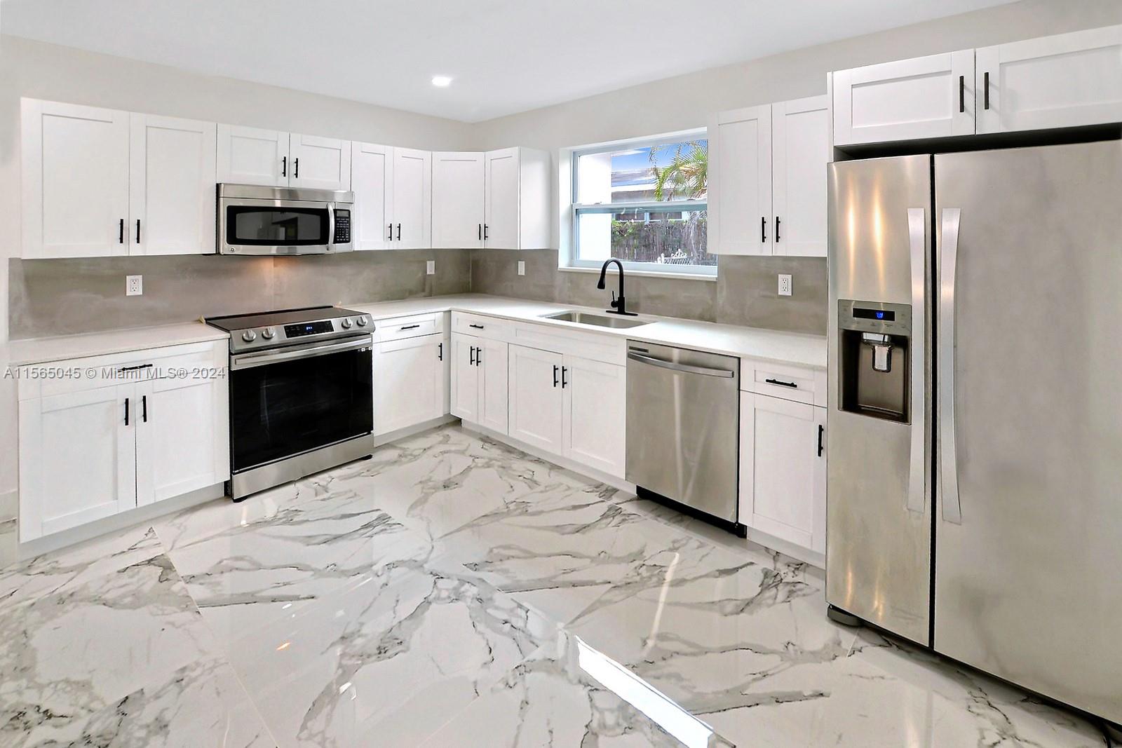 5410 Fillmore St, Hollywood, Florida 33021, 3 Bedrooms Bedrooms, ,2 BathroomsBathrooms,Residentiallease,For Rent,5410 Fillmore St,A11565045