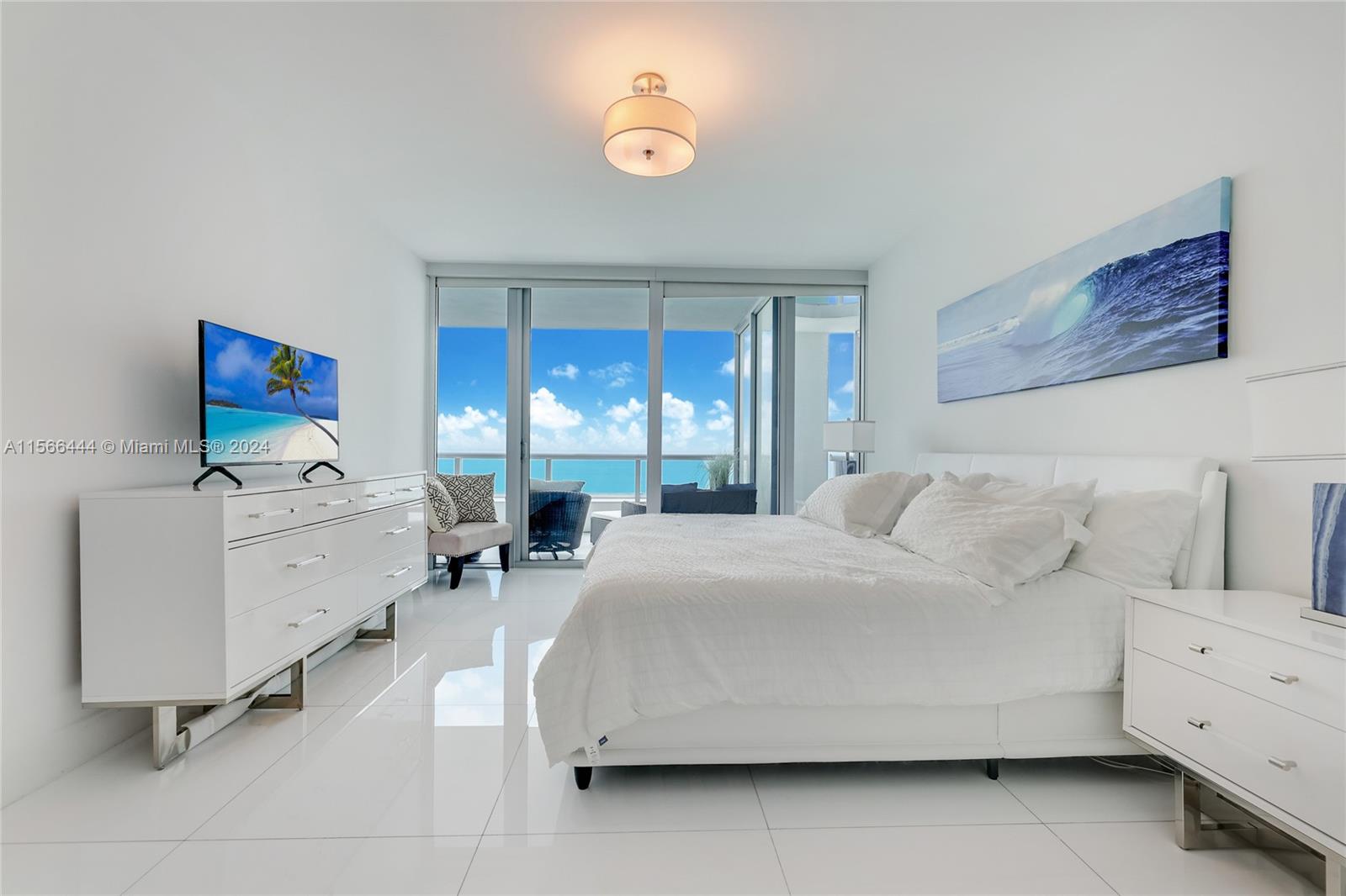 6799 Collins Ave 1704, Miami Beach, Florida 33141, 2 Bedrooms Bedrooms, ,2 BathroomsBathrooms,Residentiallease,For Rent,6799 Collins Ave 1704,A11566444
