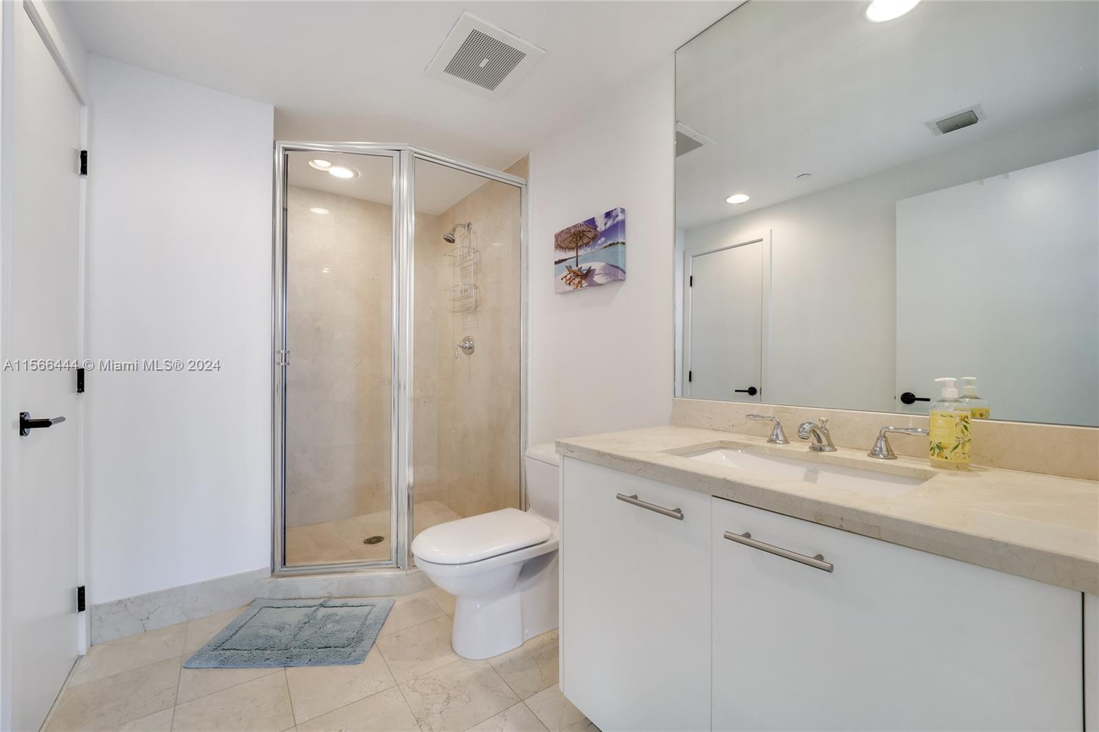 6799 Collins Ave 1704, Miami Beach, Florida 33141, 2 Bedrooms Bedrooms, ,2 BathroomsBathrooms,Residentiallease,For Rent,6799 Collins Ave 1704,A11566444
