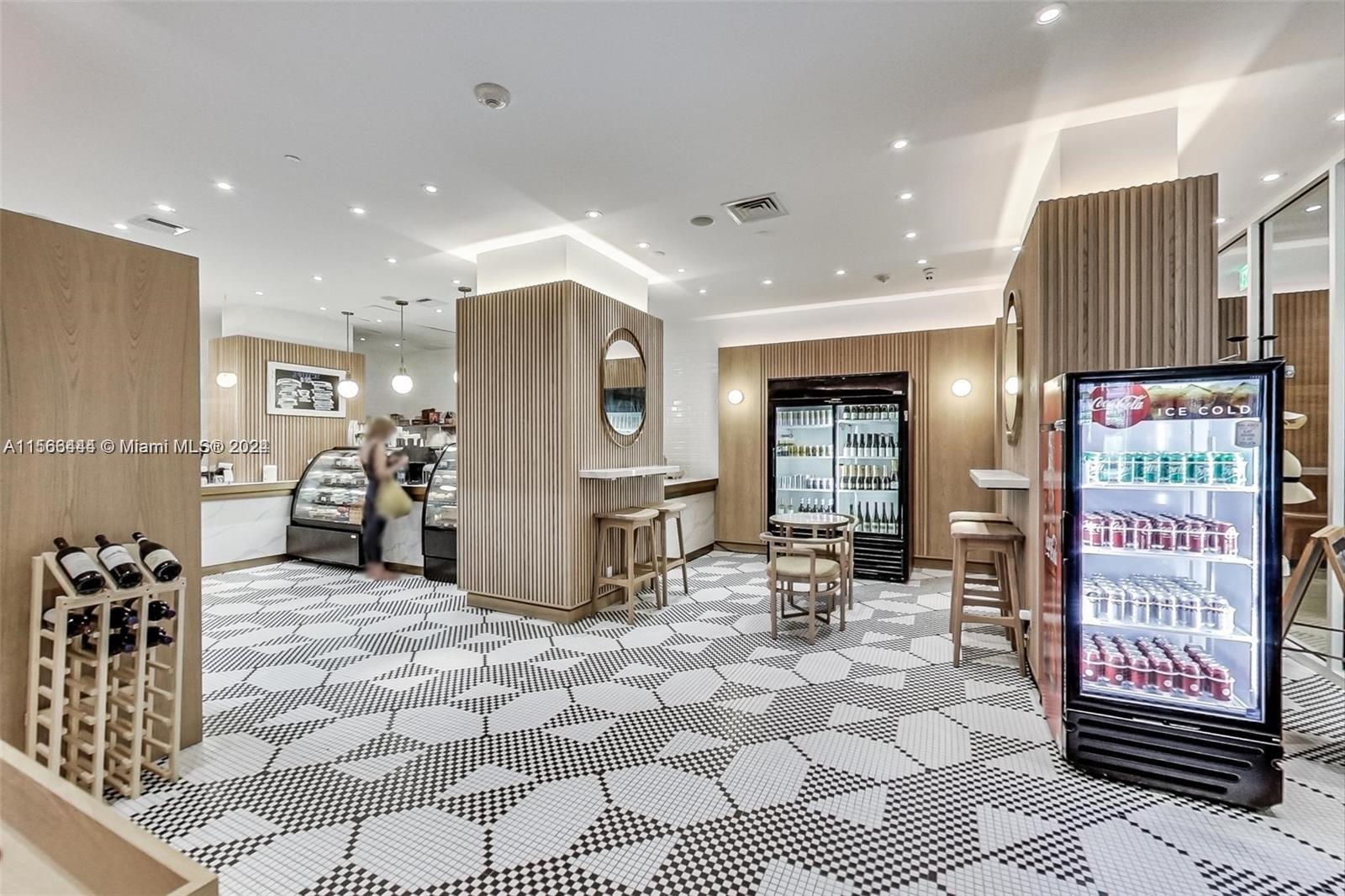 6799 Collins Ave 1704, Miami Beach, Florida 33141, 2 Bedrooms Bedrooms, ,2 BathroomsBathrooms,Residentiallease,For Rent,6799 Collins Ave 1704,A11566444