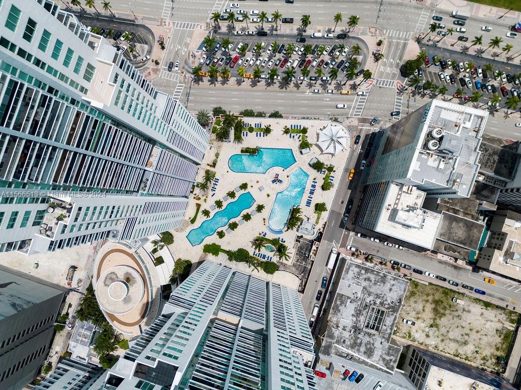 244 Biscayne Blvd 402, Miami, Florida 33132, 2 Bedrooms Bedrooms, ,2 BathroomsBathrooms,Residentiallease,For Rent,244 Biscayne Blvd 402,A11566513