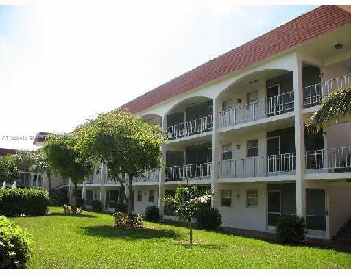 580 Egret Dr 302, Hallandale Beach, Florida 33009, 2 Bedrooms Bedrooms, ,2 BathroomsBathrooms,Residentiallease,For Rent,580 Egret Dr 302,A11565413