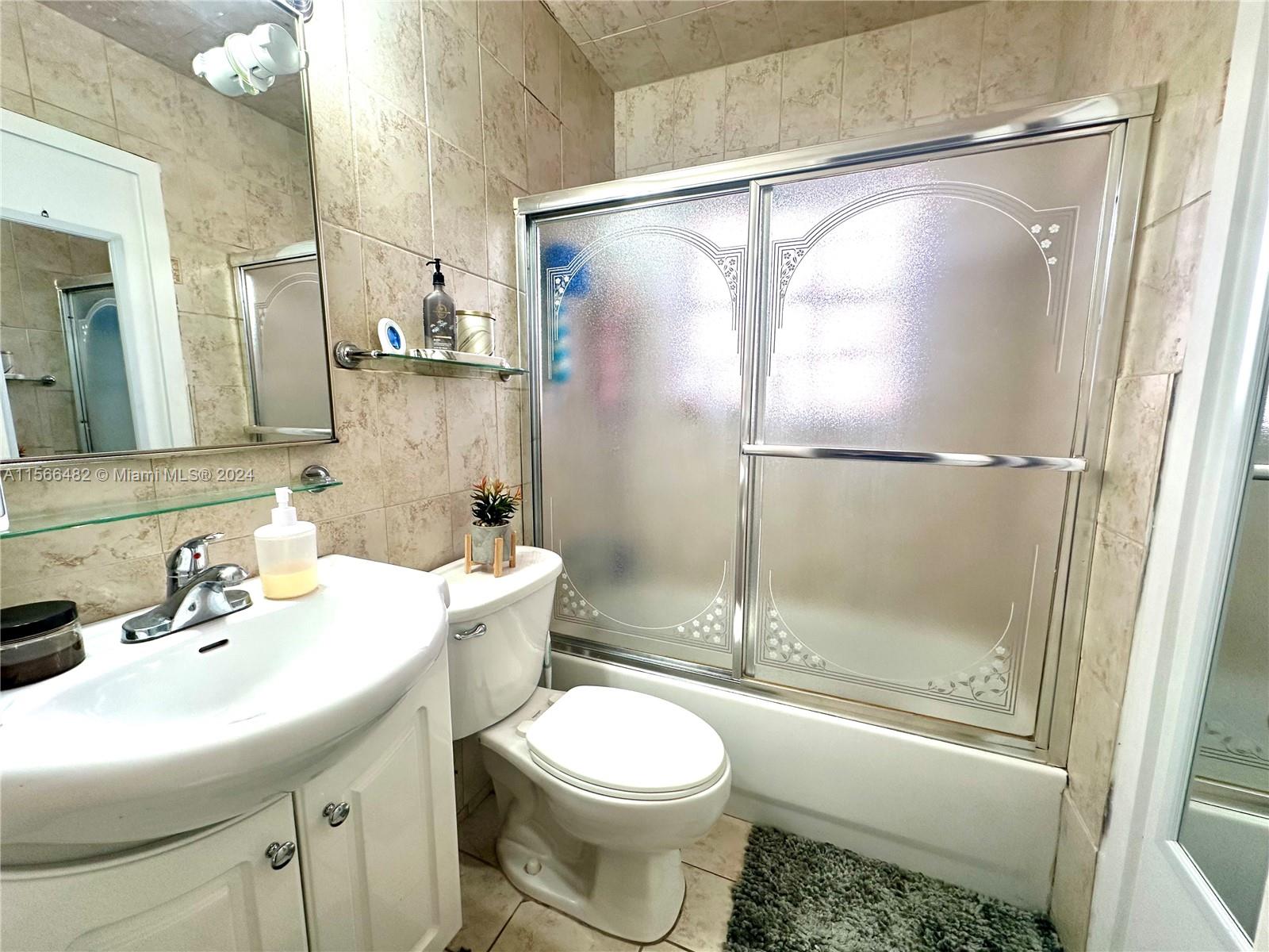 307 E 5th St 0, Hialeah, Florida 33010, 3 Bedrooms Bedrooms, ,2 BathroomsBathrooms,Residentiallease,For Rent,307 E 5th St 0,A11566482