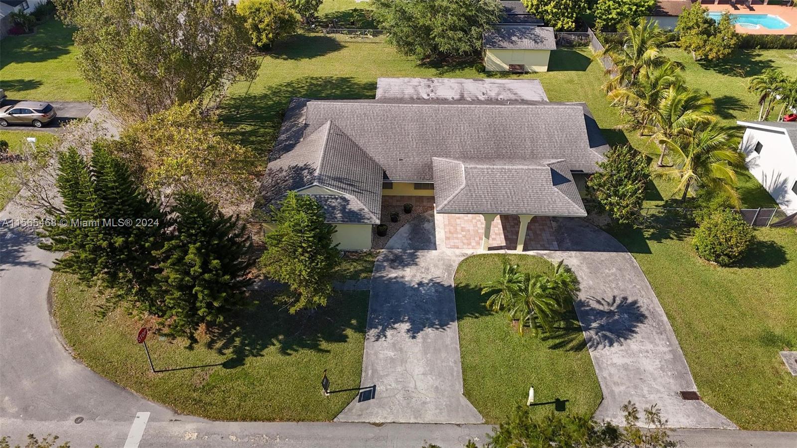 16283 SW 284th St, Homestead, Florida 33033, 4 Bedrooms Bedrooms, ,2 BathroomsBathrooms,Residential,For Sale,16283 SW 284th St,A11565468