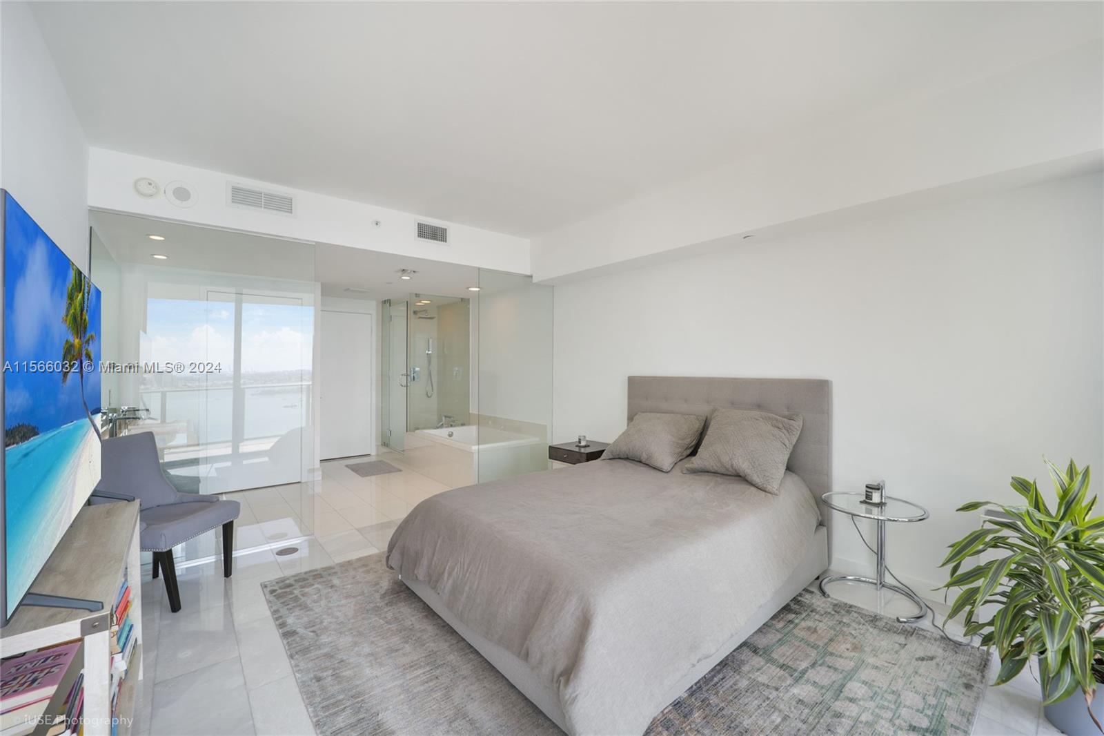 650 NE 32nd St 2101, Miami, Florida 33137, 3 Bedrooms Bedrooms, ,3 BathroomsBathrooms,Residential,For Sale,650 NE 32nd St 2101,A11566032