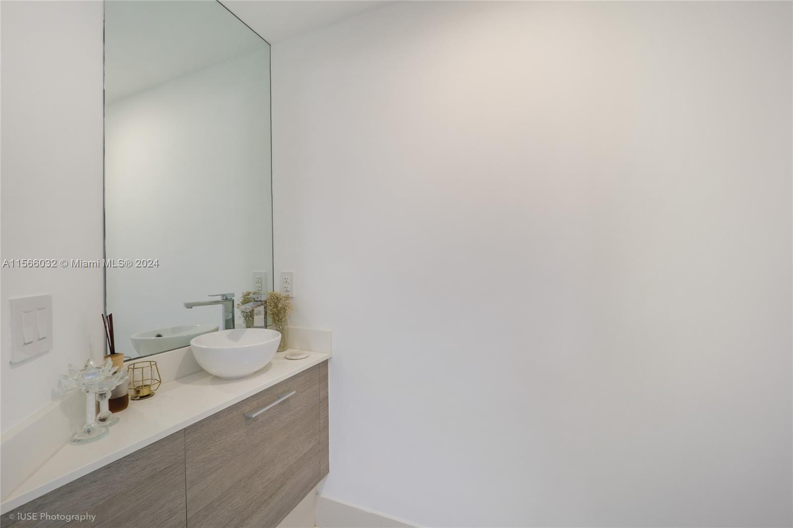 650 NE 32nd St 2101, Miami, Florida 33137, 3 Bedrooms Bedrooms, ,3 BathroomsBathrooms,Residential,For Sale,650 NE 32nd St 2101,A11566032