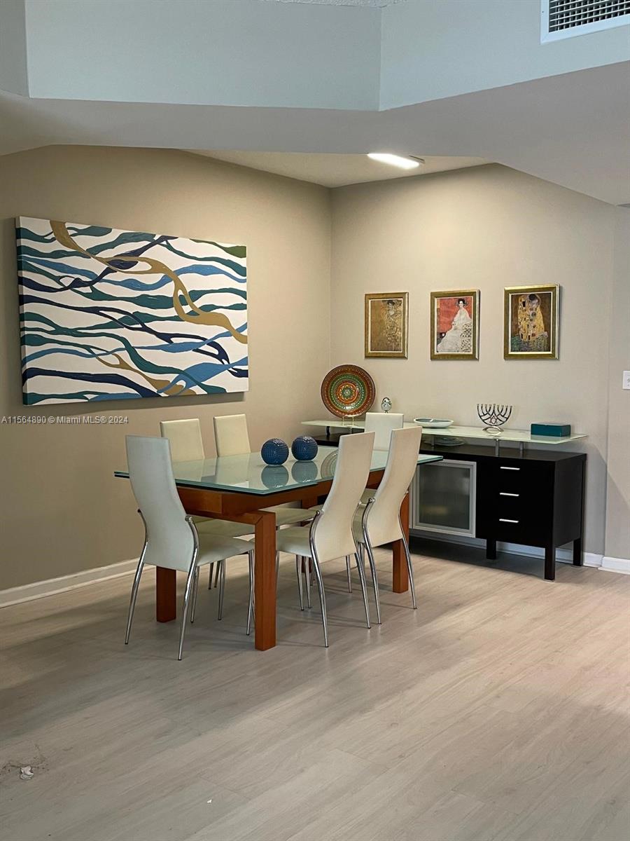 18800 NE 29th Ave 816, Aventura, Florida 33180, 2 Bedrooms Bedrooms, ,2 BathroomsBathrooms,Residential,For Sale,18800 NE 29th Ave 816,A11564890