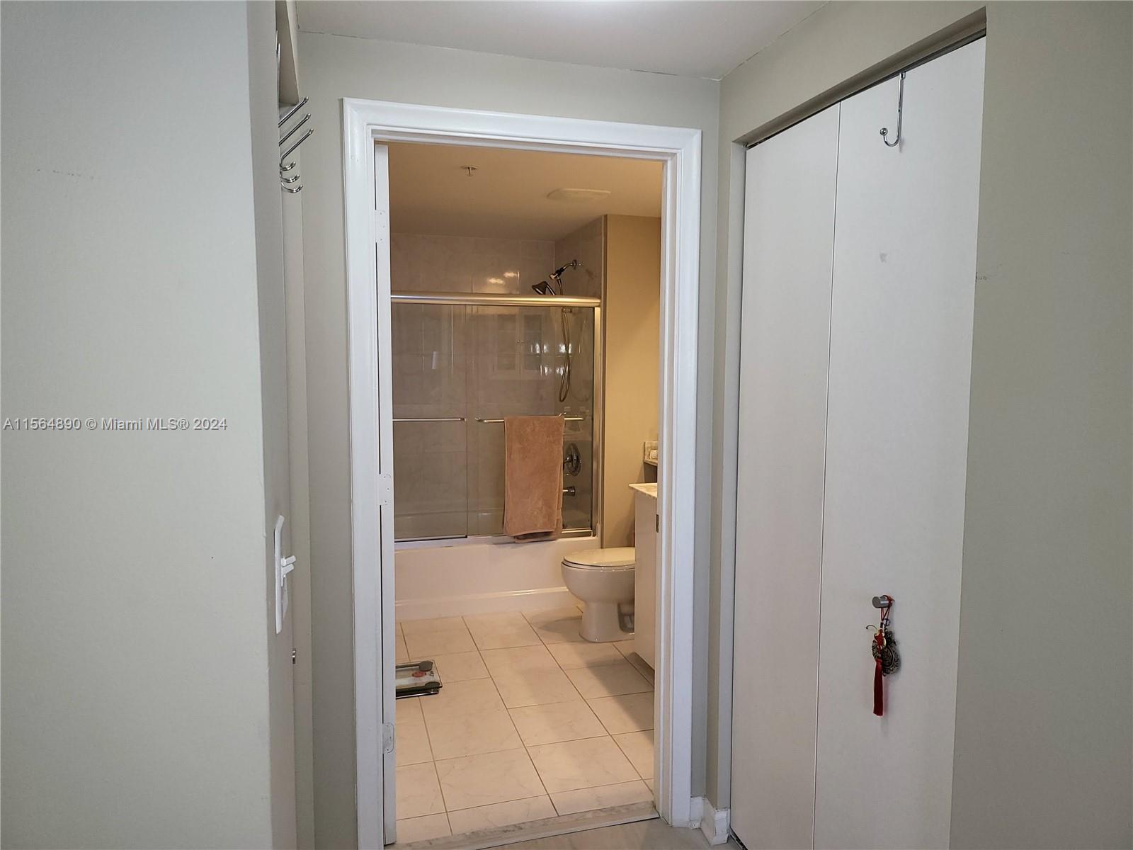 18800 NE 29th Ave 816, Aventura, Florida 33180, 2 Bedrooms Bedrooms, ,2 BathroomsBathrooms,Residential,For Sale,18800 NE 29th Ave 816,A11564890