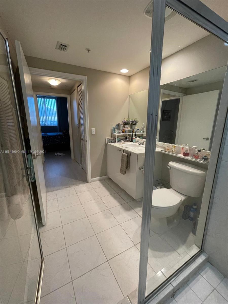 18800 NE 29th Ave 816, Aventura, Florida 33180, 2 Bedrooms Bedrooms, ,2 BathroomsBathrooms,Residential,For Sale,18800 NE 29th Ave 816,A11564890