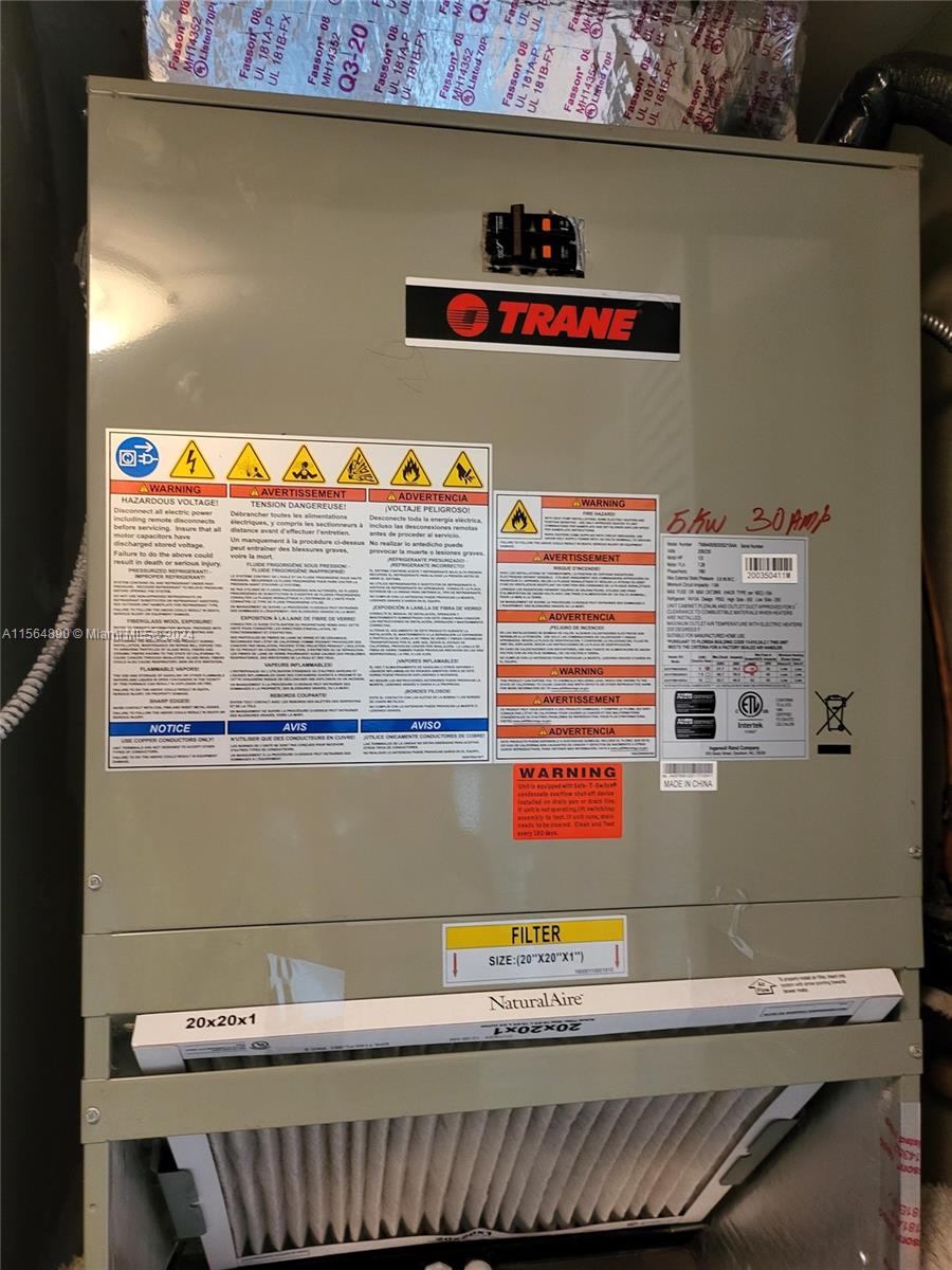 18800 NE 29th Ave 816, Aventura, Florida 33180, 2 Bedrooms Bedrooms, ,2 BathroomsBathrooms,Residential,For Sale,18800 NE 29th Ave 816,A11564890