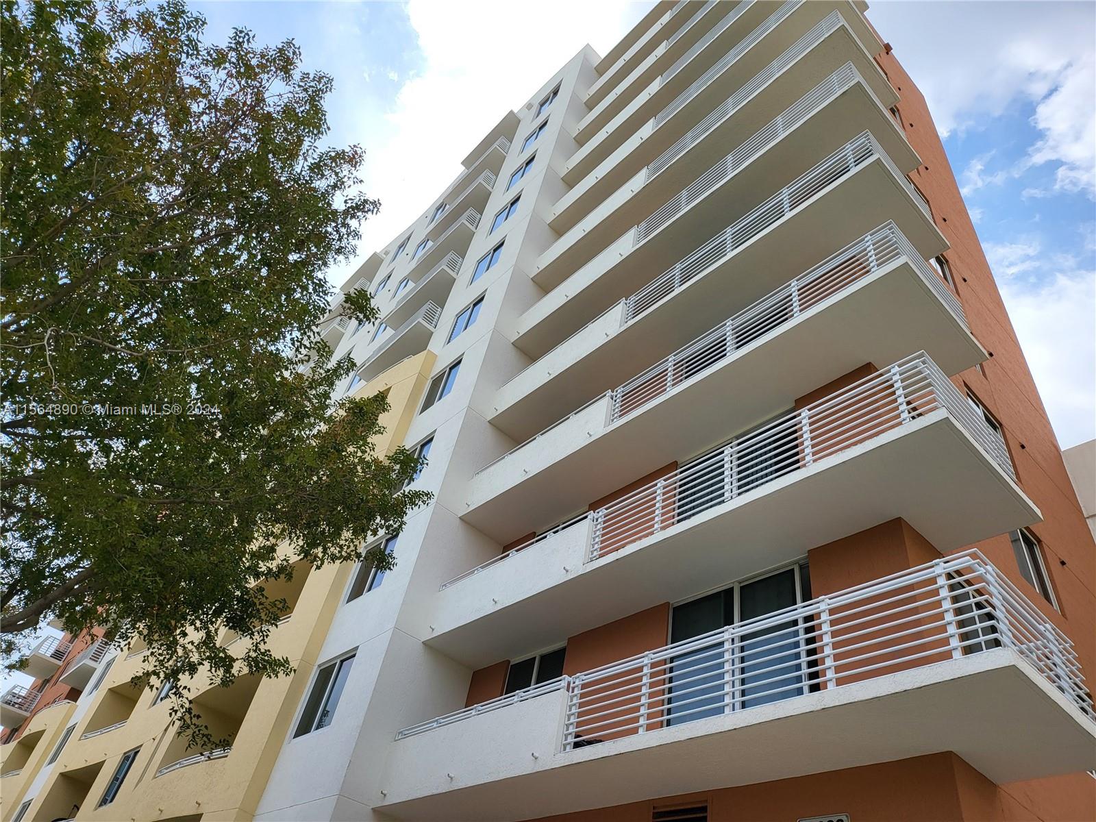 18800 NE 29th Ave 816, Aventura, Florida 33180, 2 Bedrooms Bedrooms, ,2 BathroomsBathrooms,Residential,For Sale,18800 NE 29th Ave 816,A11564890