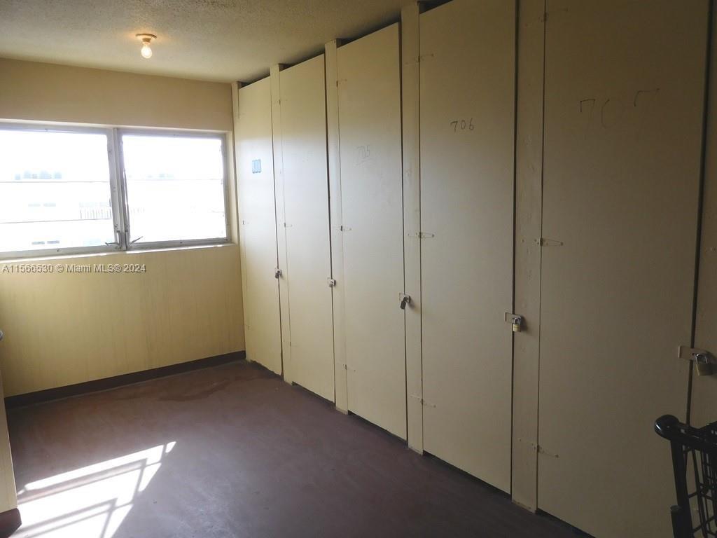 319 NE 14th Ave 505, Hallandale Beach, Florida 33009, 1 Bedroom Bedrooms, ,1 BathroomBathrooms,Residential,For Sale,319 NE 14th Ave 505,A11566530