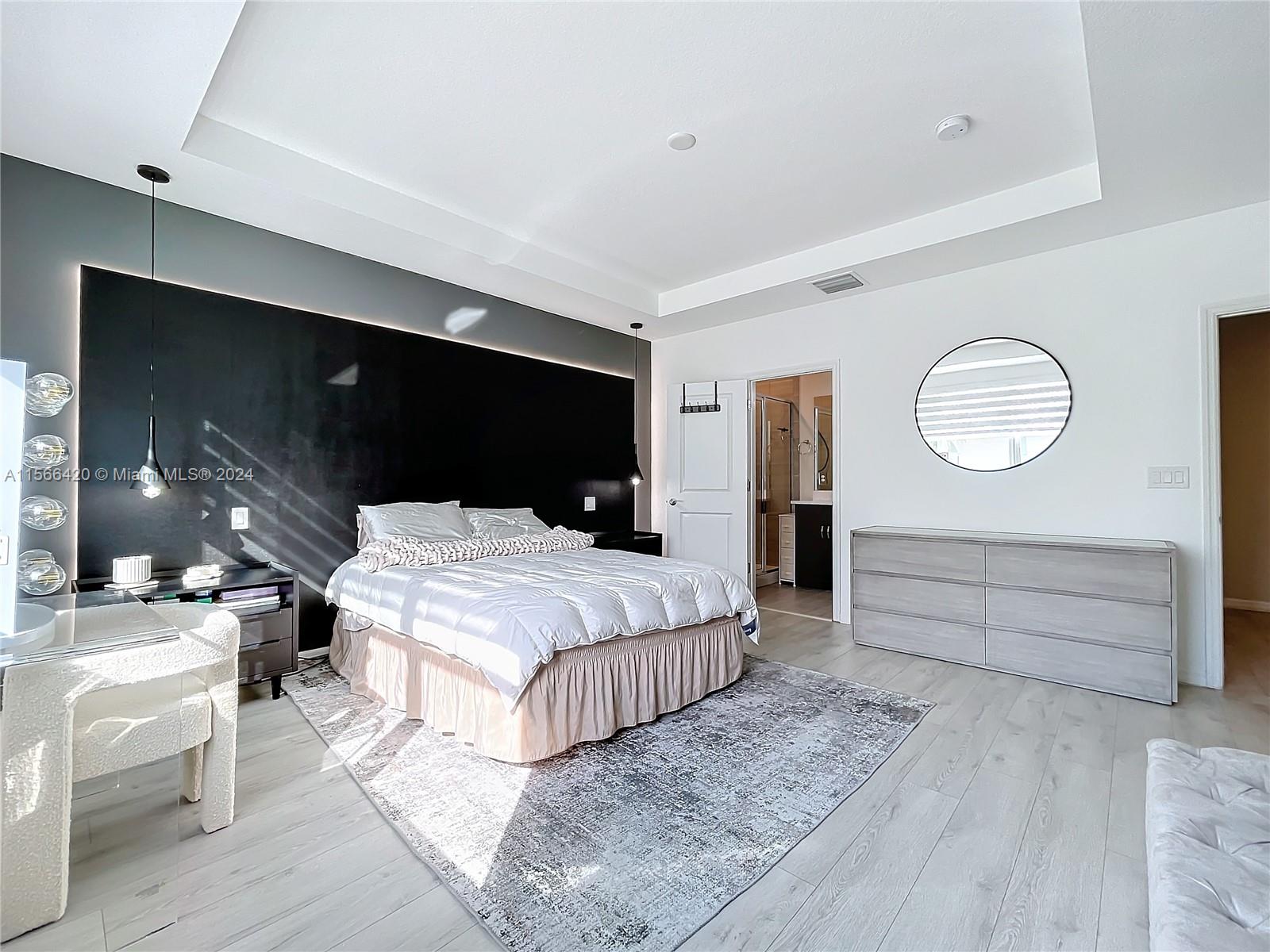 5040 Eucalyptus Dr 2, Hollywood, Florida 33021, 3 Bedrooms Bedrooms, ,2 BathroomsBathrooms,Residentiallease,For Rent,5040 Eucalyptus Dr 2,A11566420