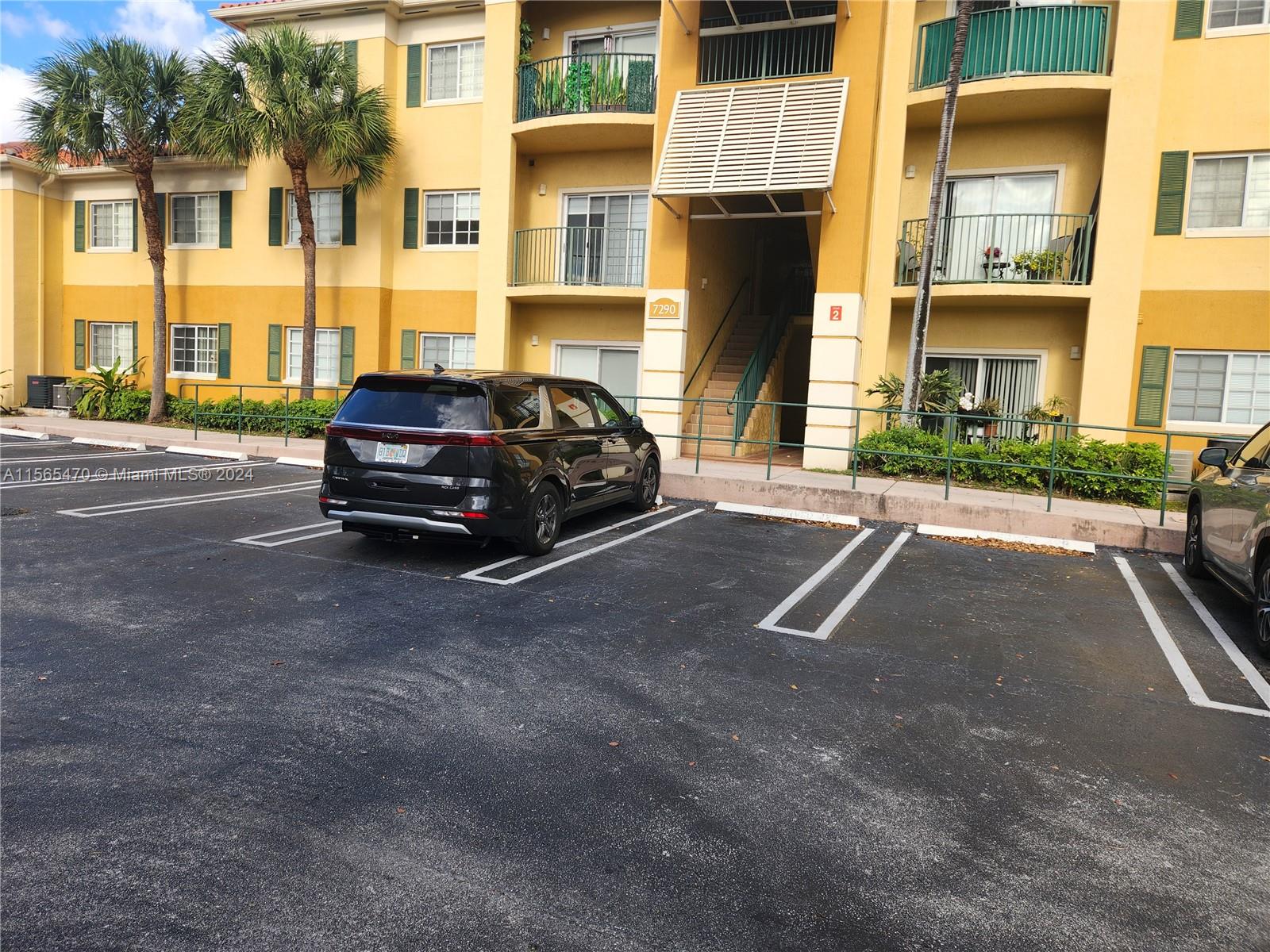7290 NW 114th Ave #207-7 For Sale A11565470, FL