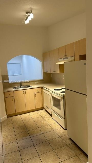 2930 SE 13th Ave 203-52, Homestead, Florida 33035, 2 Bedrooms Bedrooms, ,2 BathroomsBathrooms,Residentiallease,For Rent,2930 SE 13th Ave 203-52,A11566561