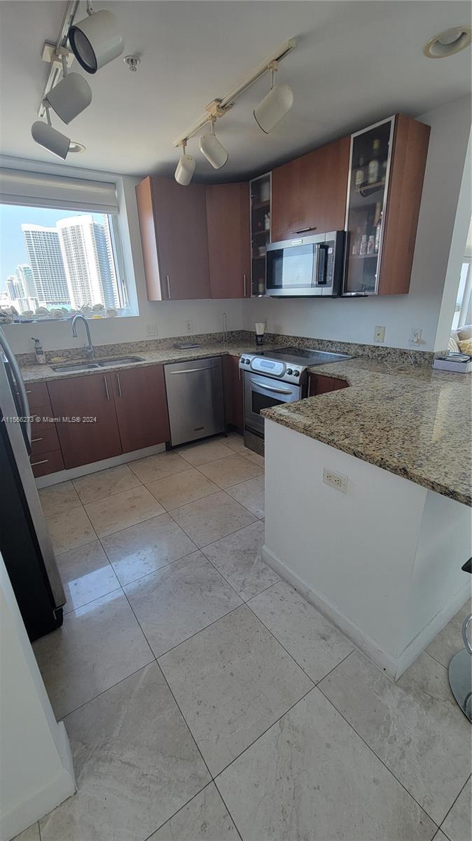 1945 S Ocean Dr 1614, Hallandale Beach, Florida 33009, 2 Bedrooms Bedrooms, ,2 BathroomsBathrooms,Residentiallease,For Rent,1945 S Ocean Dr 1614,A11566273