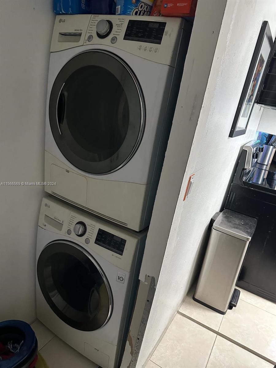 Miami, Florida 33135, 3 Bedrooms Bedrooms, ,2 BathroomsBathrooms,Residential,For Sale,A11566569