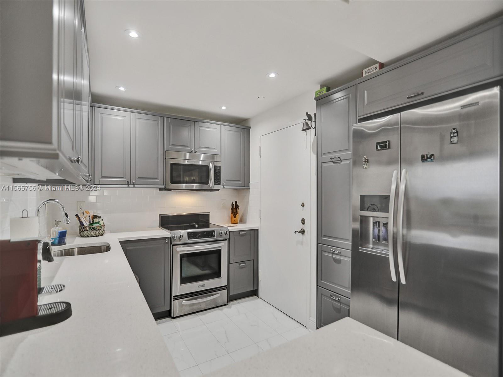 625 Biltmore Way 601, Coral Gables, Florida 33134, 2 Bedrooms Bedrooms, ,2 BathroomsBathrooms,Residential,For Sale,625 Biltmore Way 601,A11565756