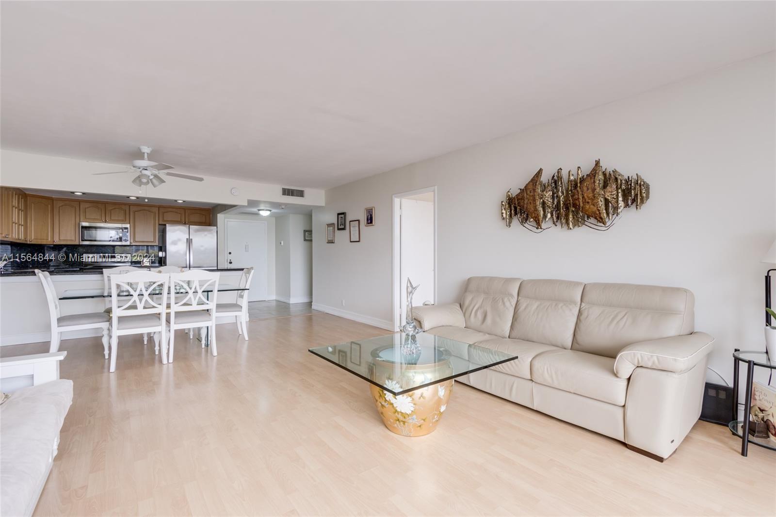 2500 Parkview Dr 503, Hallandale Beach, Florida 33009, 1 Bedroom Bedrooms, ,1 BathroomBathrooms,Residential,For Sale,2500 Parkview Dr 503,A11564844