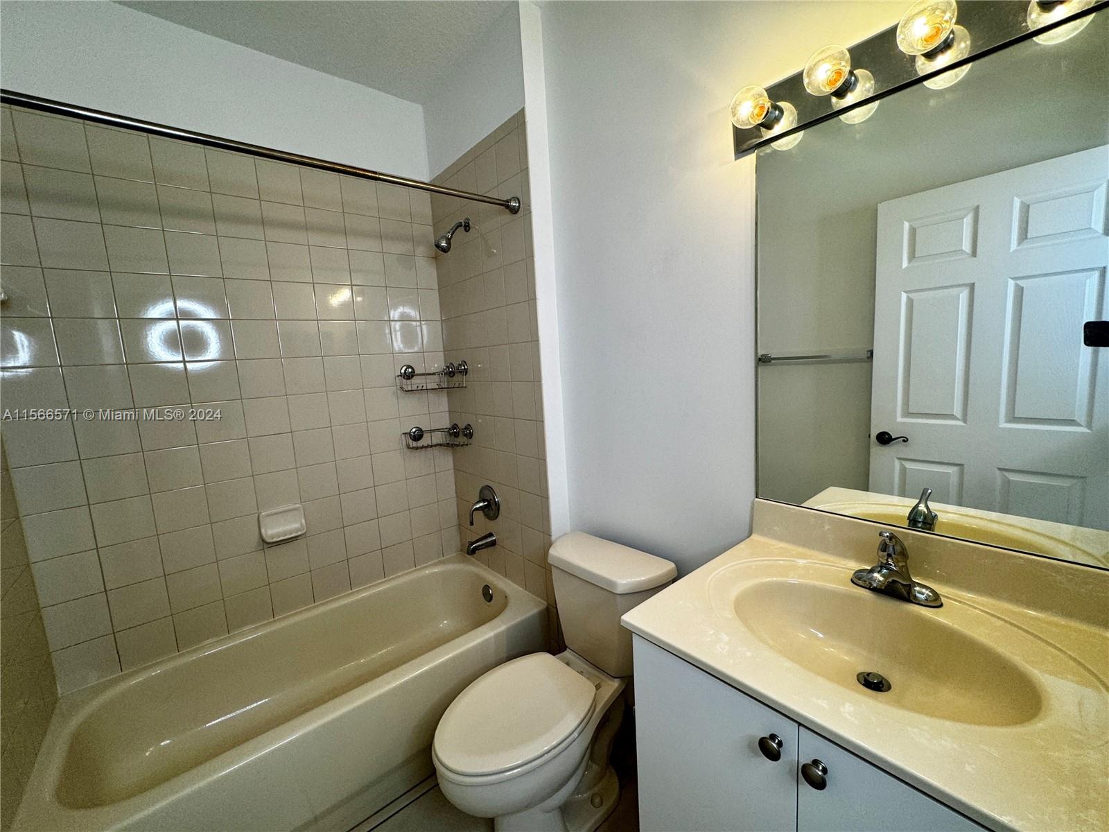 14941 SW 41st Ln, Miami, Florida 33185, 3 Bedrooms Bedrooms, ,3 BathroomsBathrooms,Residentiallease,For Rent,14941 SW 41st Ln,A11566571