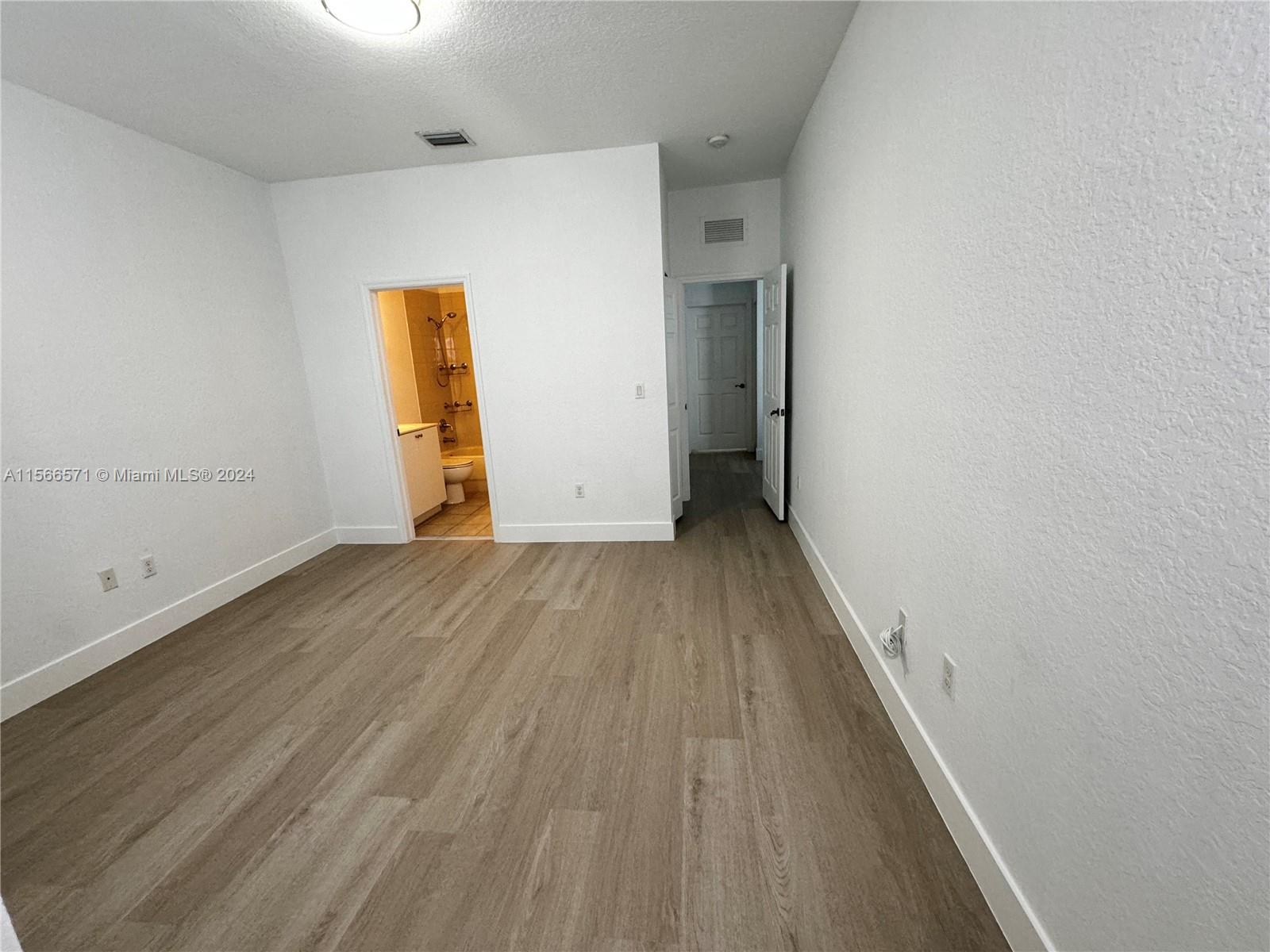 14941 SW 41st Ln, Miami, Florida 33185, 3 Bedrooms Bedrooms, ,3 BathroomsBathrooms,Residentiallease,For Rent,14941 SW 41st Ln,A11566571