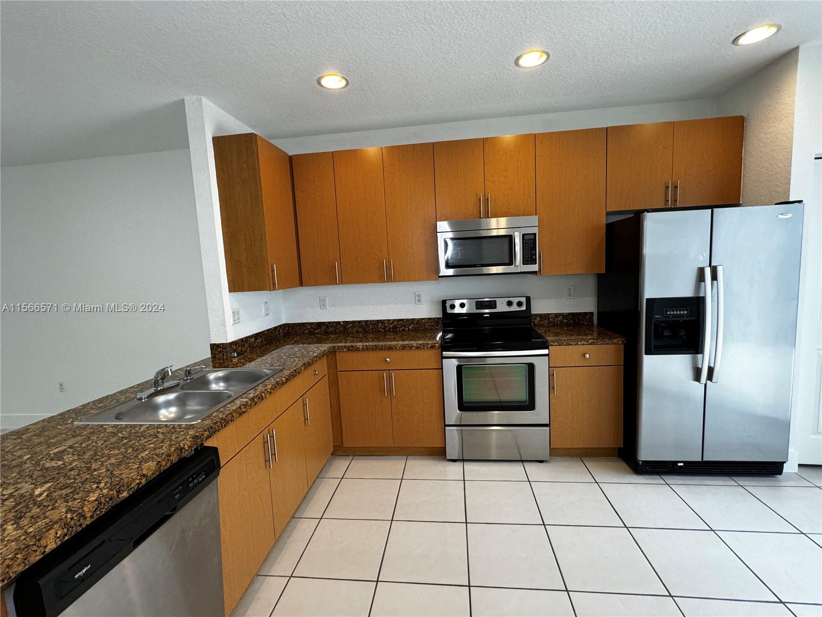 14941 SW 41st Ln, Miami, Florida 33185, 3 Bedrooms Bedrooms, ,3 BathroomsBathrooms,Residentiallease,For Rent,14941 SW 41st Ln,A11566571