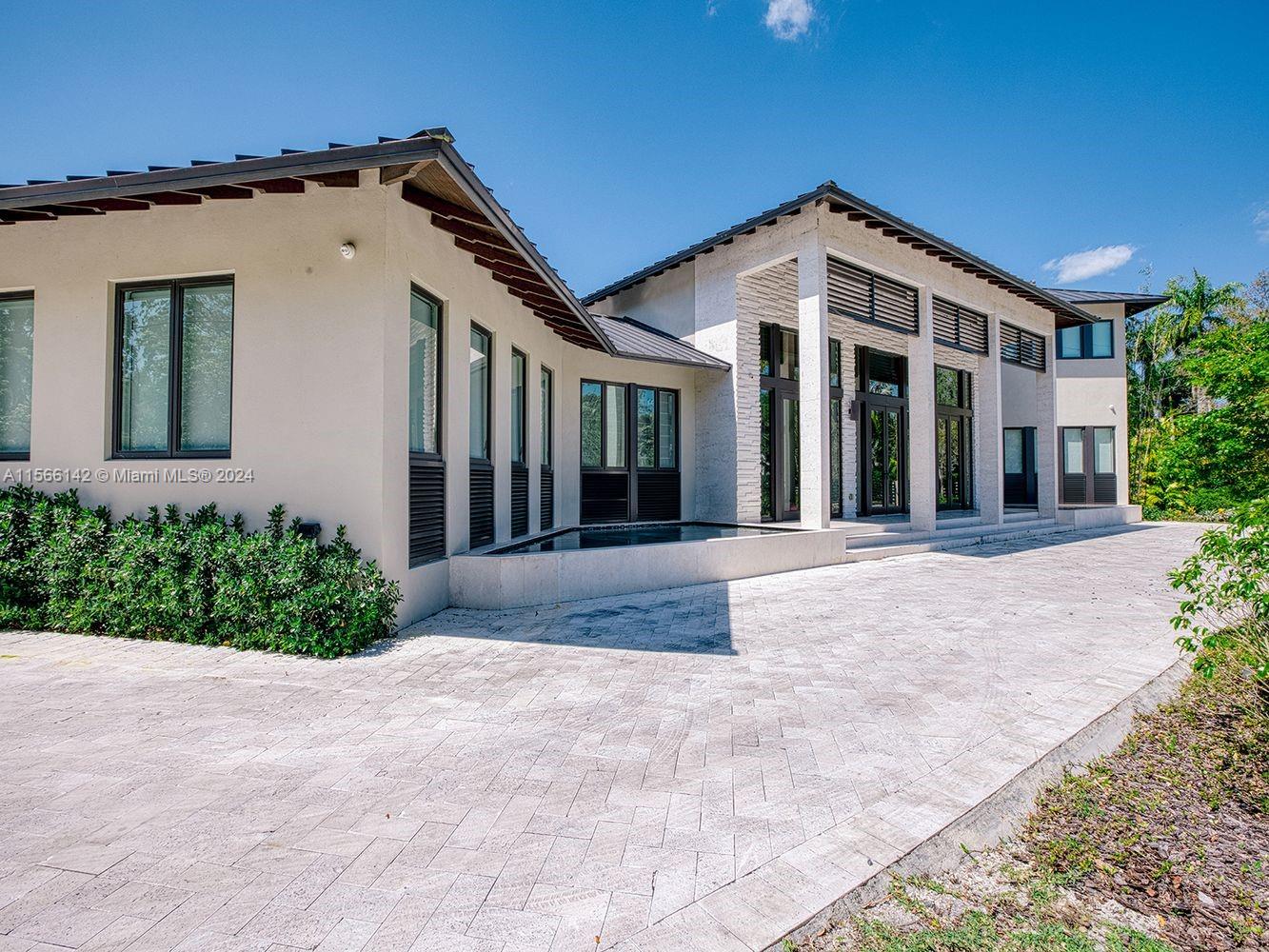 5700 SW 91st St, Pinecrest, Florida 33156, 8 Bedrooms Bedrooms, ,9 BathroomsBathrooms,Residentiallease,For Rent,5700 SW 91st St,A11566142