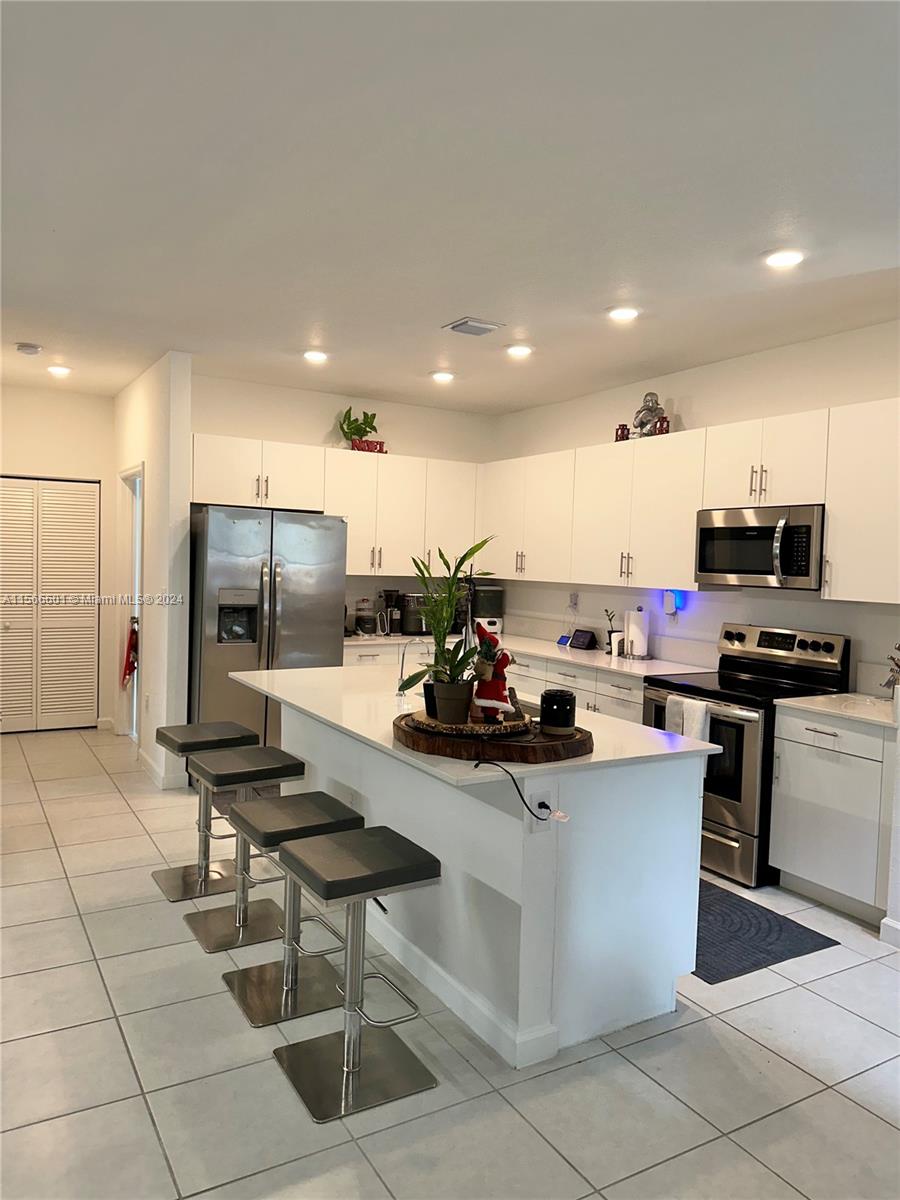 24242 SW 119th Pl, Homestead, Florida 33032, 5 Bedrooms Bedrooms, ,3 BathroomsBathrooms,Residential,For Sale,24242 SW 119th Pl,A11566601