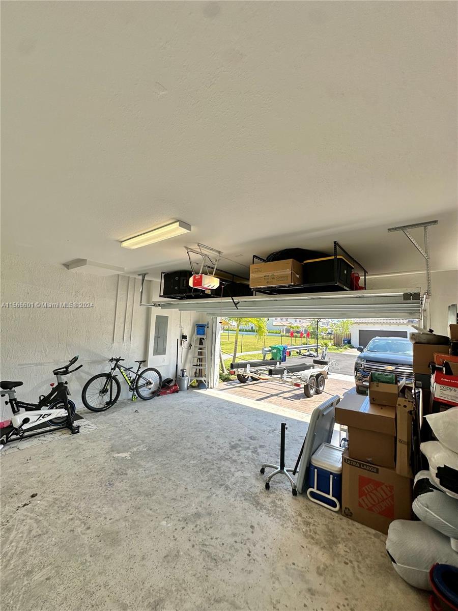 24242 SW 119th Pl, Homestead, Florida 33032, 5 Bedrooms Bedrooms, ,3 BathroomsBathrooms,Residential,For Sale,24242 SW 119th Pl,A11566601