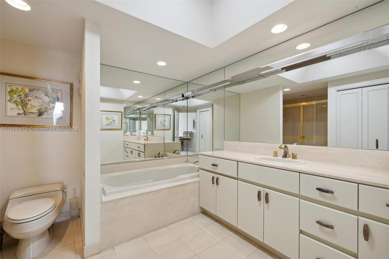 3000 Island Blvd 1103, Aventura, Florida 33160, 3 Bedrooms Bedrooms, ,3 BathroomsBathrooms,Residential,For Sale,3000 Island Blvd 1103,A11566575