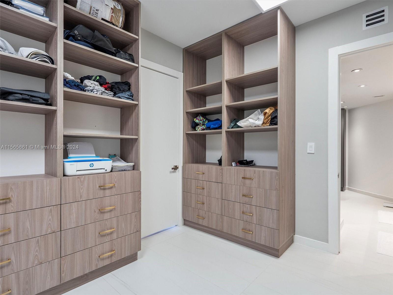 19500 Turnberry Way 11E, Aventura, Florida 33180, 2 Bedrooms Bedrooms, ,2 BathroomsBathrooms,Residential,For Sale,19500 Turnberry Way 11E,A11565861