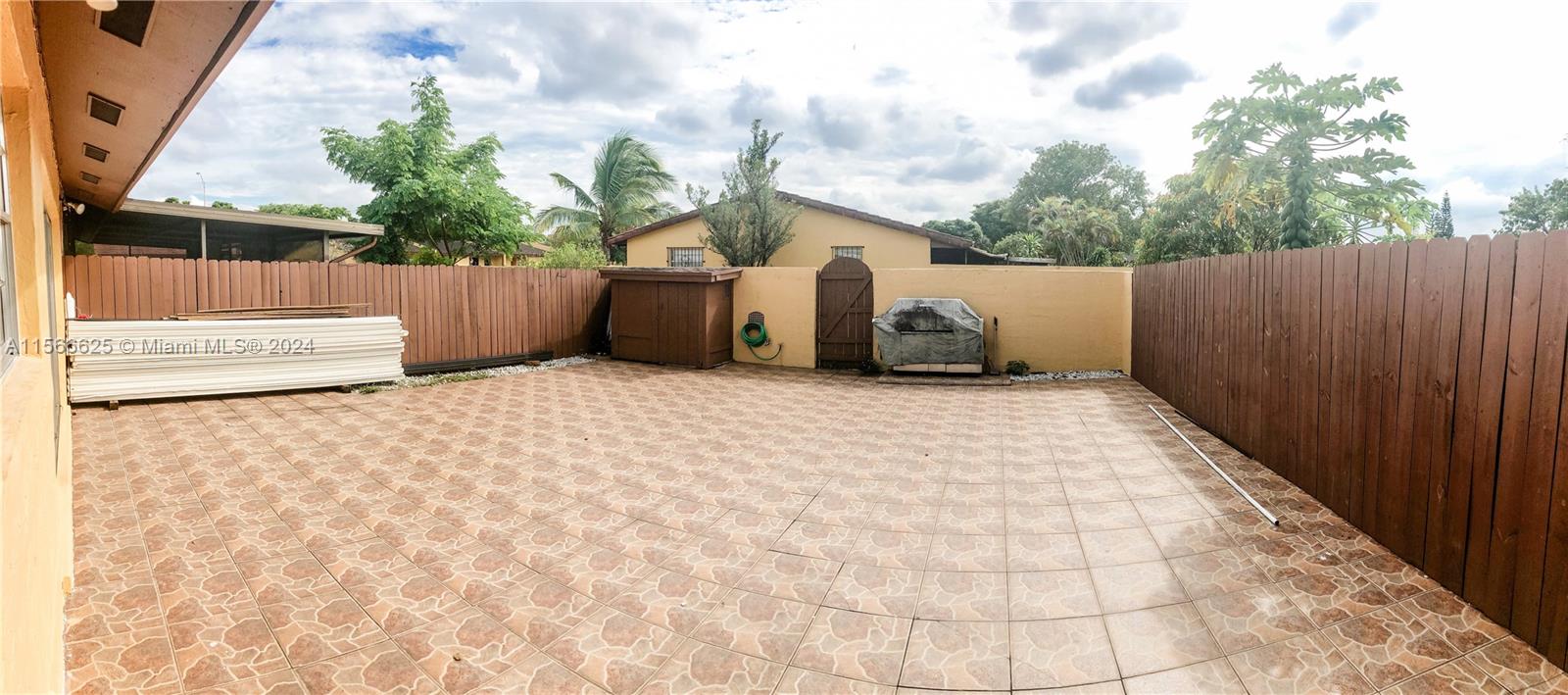 14712 SW 84th Ln 14712, Miami, Florida 33193, 2 Bedrooms Bedrooms, ,2 BathroomsBathrooms,Residentiallease,For Rent,14712 SW 84th Ln 14712,A11566625