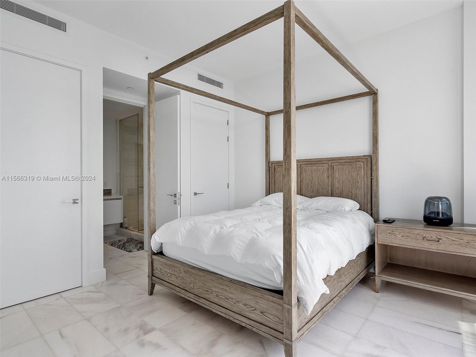 700 NE 26th Ter 2704, Miami, Florida 33137, 1 Bedroom Bedrooms, ,1 BathroomBathrooms,Residential,For Sale,700 NE 26th Ter 2704,A11566319