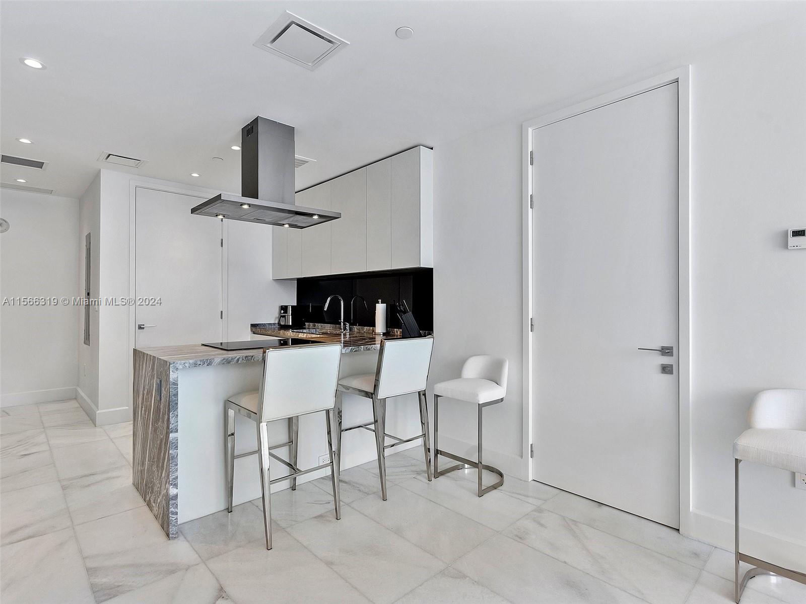 700 NE 26th Ter 2704, Miami, Florida 33137, 1 Bedroom Bedrooms, ,1 BathroomBathrooms,Residential,For Sale,700 NE 26th Ter 2704,A11566319