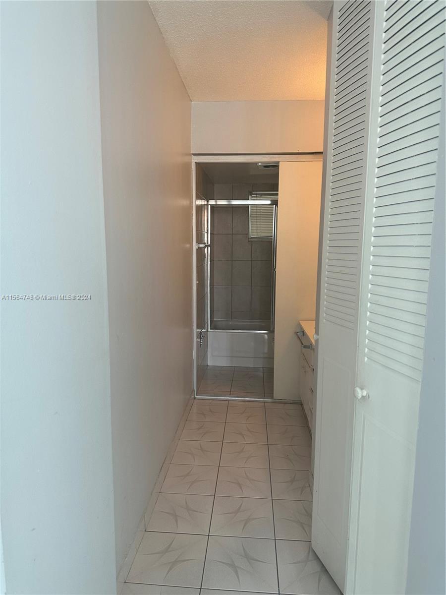 3199 S Ocean Dr 207, Hallandale Beach, Florida 33009, 1 Bedroom Bedrooms, ,1 BathroomBathrooms,Residential,For Sale,3199 S Ocean Dr 207,A11564748