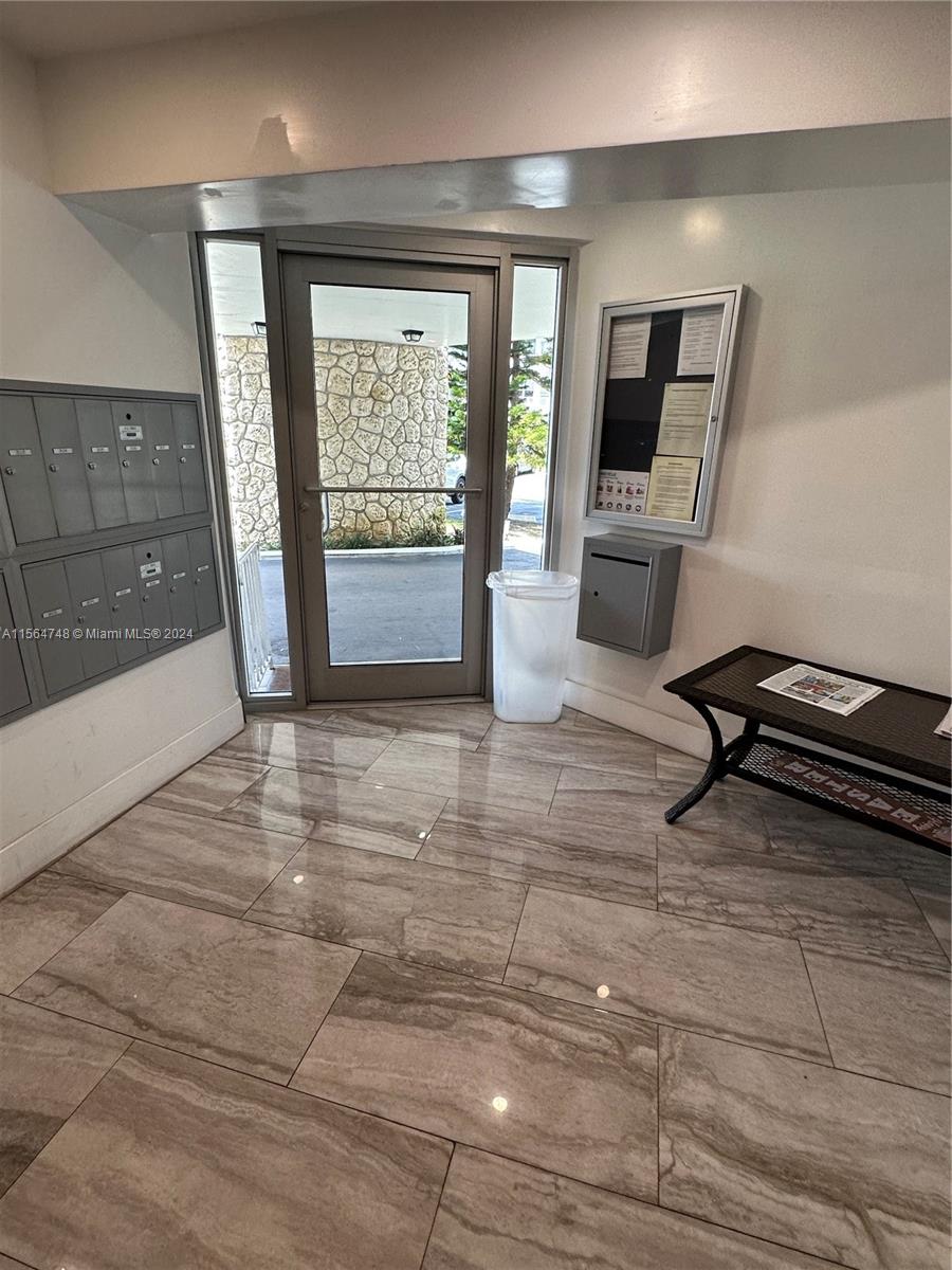 3199 S Ocean Dr 207, Hallandale Beach, Florida 33009, 1 Bedroom Bedrooms, ,1 BathroomBathrooms,Residential,For Sale,3199 S Ocean Dr 207,A11564748