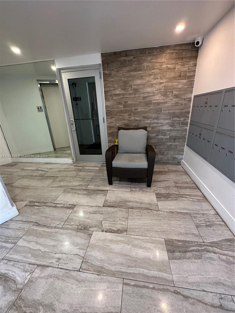 3199 S Ocean Dr 207, Hallandale Beach, Florida 33009, 1 Bedroom Bedrooms, ,1 BathroomBathrooms,Residential,For Sale,3199 S Ocean Dr 207,A11564748