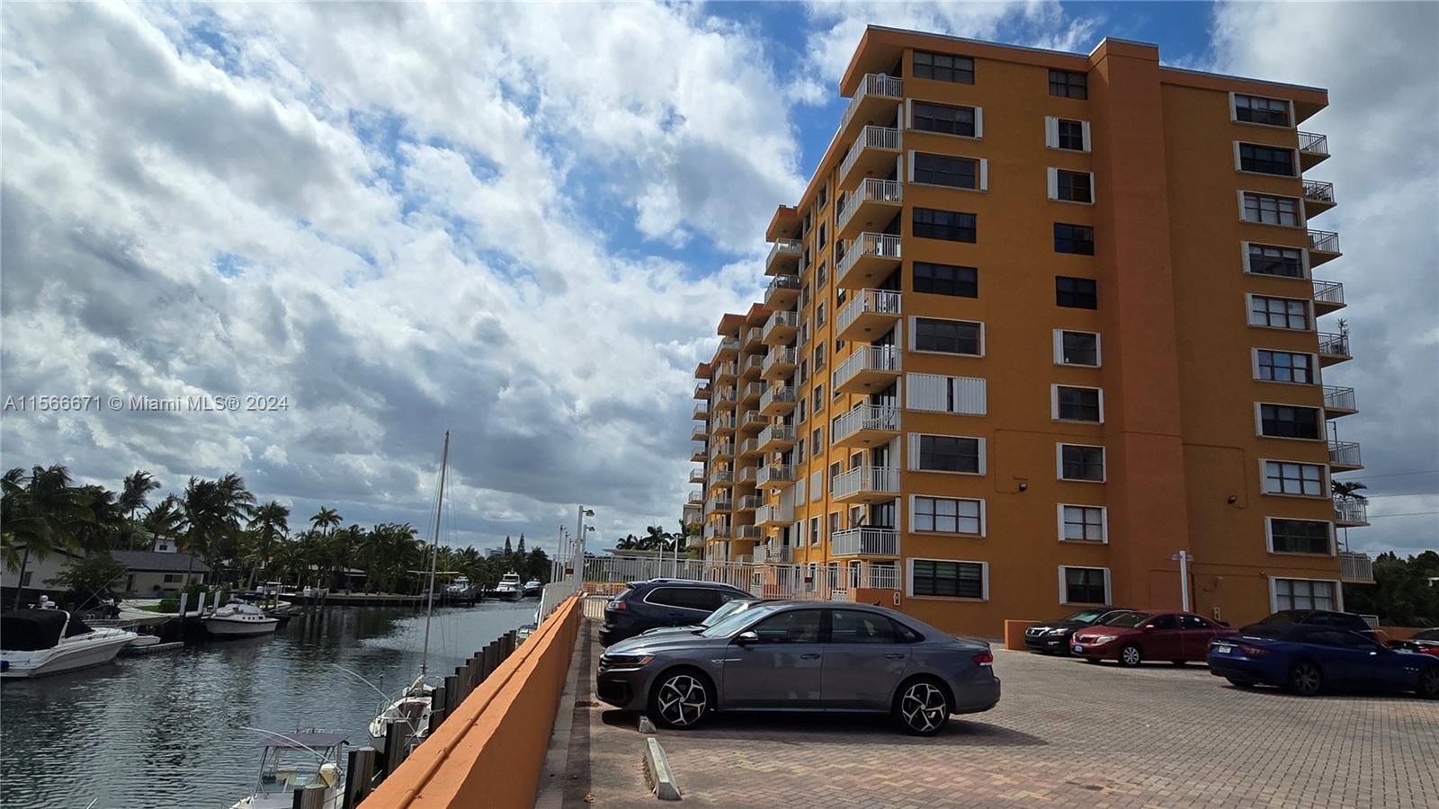 2450 NE 135th St #101 For Sale A11566671, FL