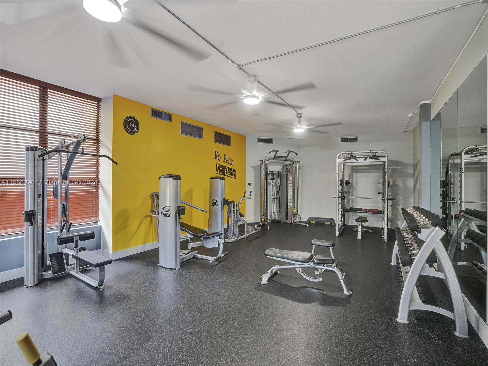 800 Parkview Dr 131, Hallandale Beach, Florida 33009, 3 Bedrooms Bedrooms, ,2 BathroomsBathrooms,Residential,For Sale,800 Parkview Dr 131,A11566290