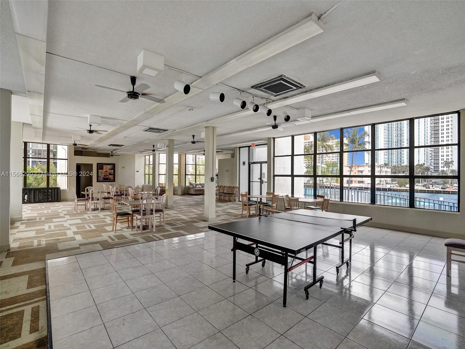 800 Parkview Dr 131, Hallandale Beach, Florida 33009, 3 Bedrooms Bedrooms, ,2 BathroomsBathrooms,Residential,For Sale,800 Parkview Dr 131,A11566290