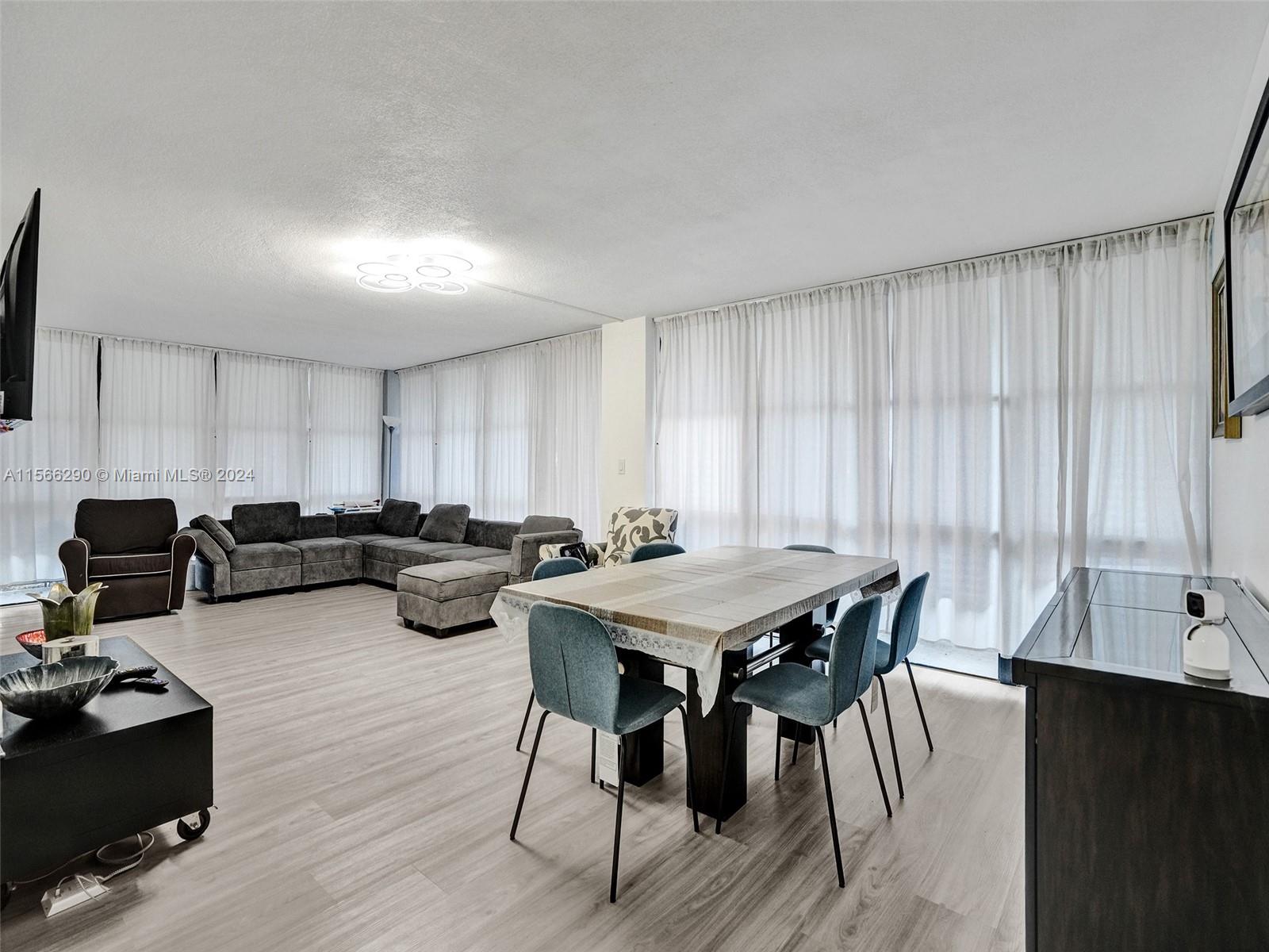 800 Parkview Dr 131, Hallandale Beach, Florida 33009, 3 Bedrooms Bedrooms, ,2 BathroomsBathrooms,Residential,For Sale,800 Parkview Dr 131,A11566290