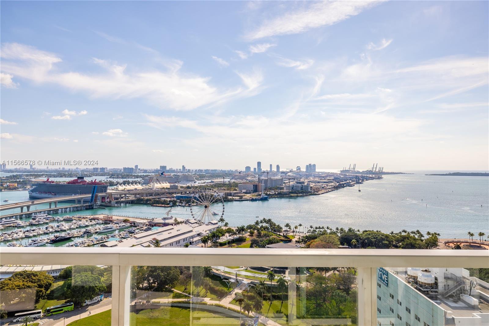 253 NE 2nd St 2607, Miami, Florida 33132, 1 Bedroom Bedrooms, ,1 BathroomBathrooms,Residentiallease,For Rent,253 NE 2nd St 2607,A11566578