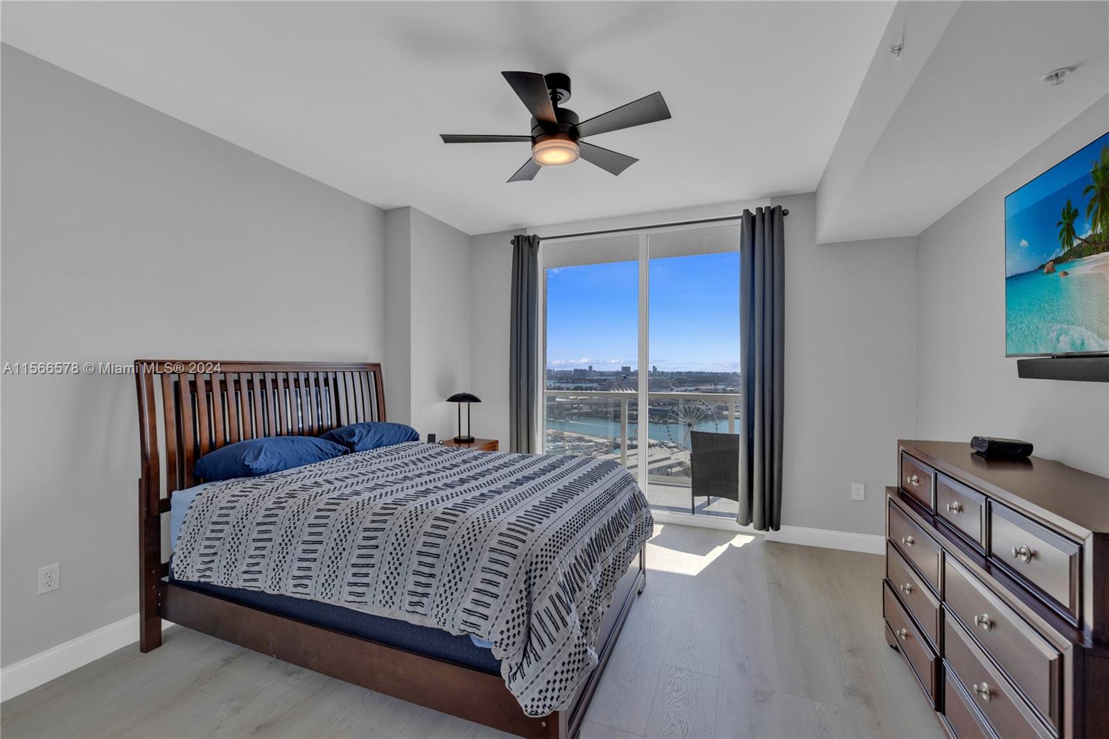 253 NE 2nd St 2607, Miami, Florida 33132, 1 Bedroom Bedrooms, ,1 BathroomBathrooms,Residentiallease,For Rent,253 NE 2nd St 2607,A11566578