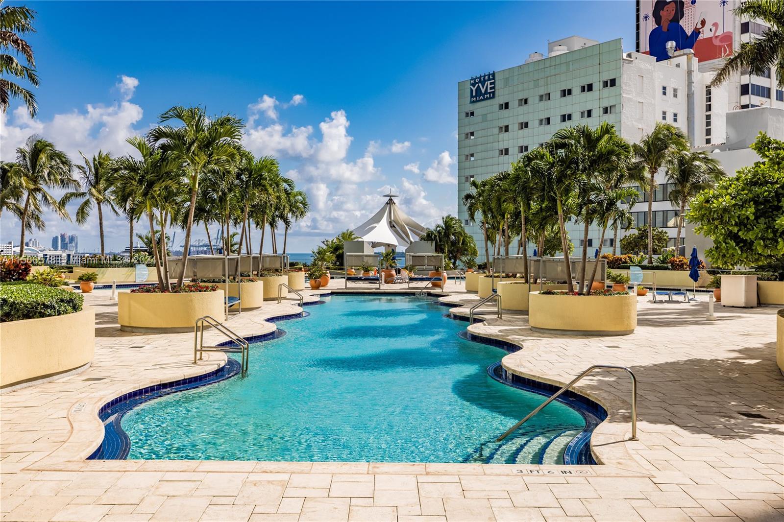 253 NE 2nd St 2607, Miami, Florida 33132, 1 Bedroom Bedrooms, ,1 BathroomBathrooms,Residentiallease,For Rent,253 NE 2nd St 2607,A11566578