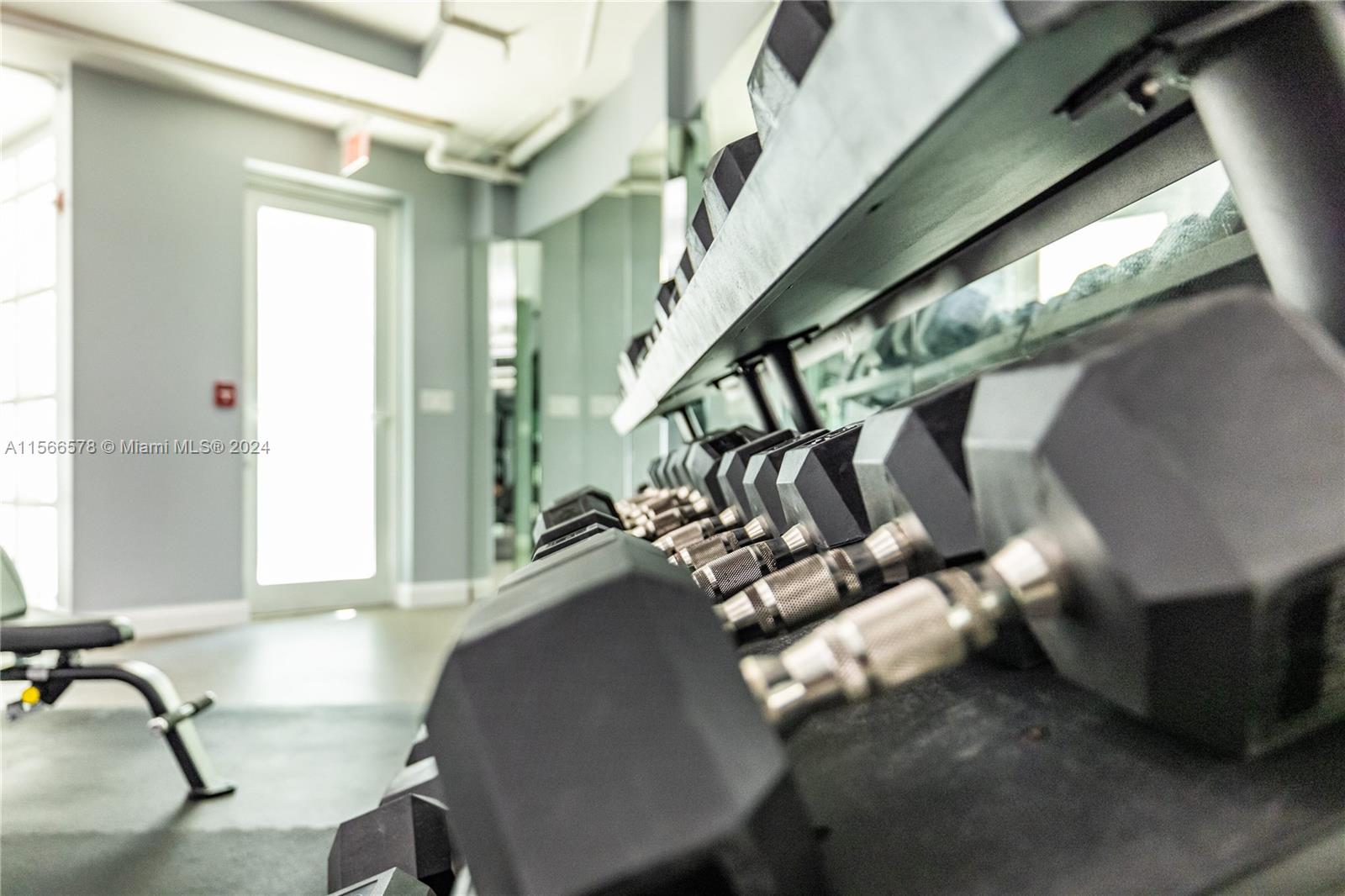 253 NE 2nd St 2607, Miami, Florida 33132, 1 Bedroom Bedrooms, ,1 BathroomBathrooms,Residentiallease,For Rent,253 NE 2nd St 2607,A11566578