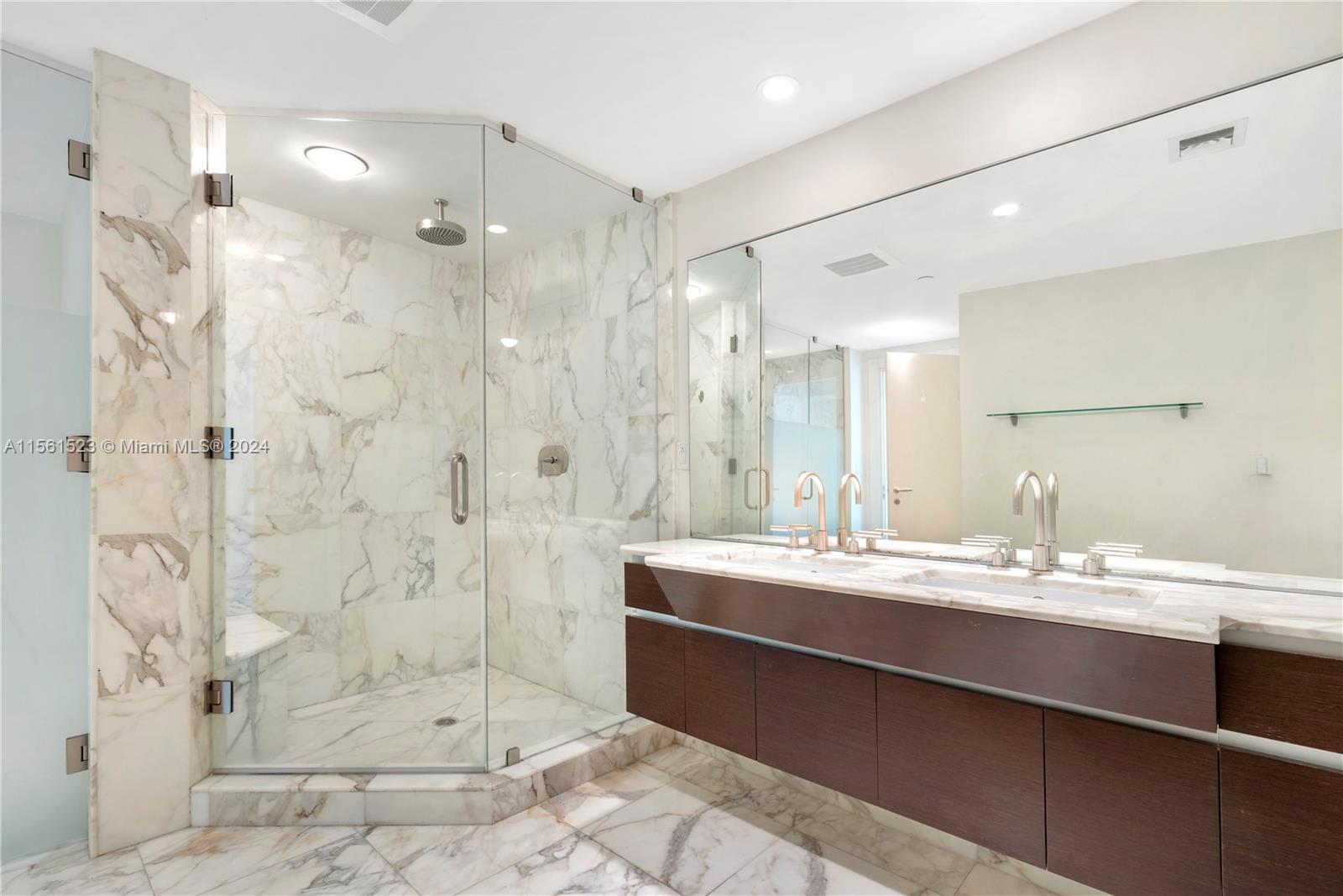 2627 S Bayshore Dr 1008, Miami, Florida 33133, 2 Bedrooms Bedrooms, ,2 BathroomsBathrooms,Residentiallease,For Rent,2627 S Bayshore Dr 1008,A11561523