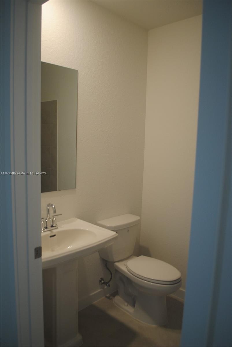 441 NE 4 Lane 441, Florida City, Florida 33034, 3 Bedrooms Bedrooms, ,3 BathroomsBathrooms,Residentiallease,For Rent,441 NE 4 Lane 441,A11566487