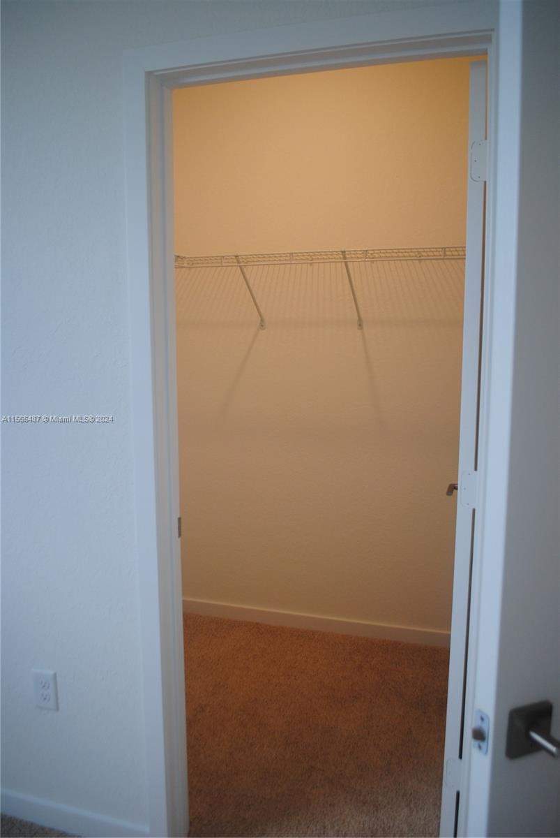 441 NE 4 Lane 441, Florida City, Florida 33034, 3 Bedrooms Bedrooms, ,3 BathroomsBathrooms,Residentiallease,For Rent,441 NE 4 Lane 441,A11566487